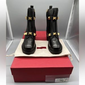 Valentino Garavani Roman Stud Calfskin Combat Boot size 38